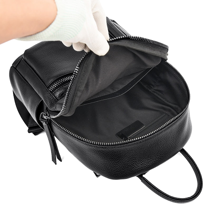 Mochila Feminina em Couro Genuíno Ariel