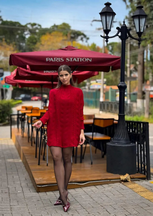 Deslumbrante Poncho Vermelho Queimado